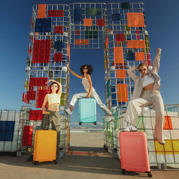 מזוודה קשיחה American Tourister Dashpop 2