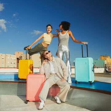 מזוודה קשיחה American Tourister Dashpop 4