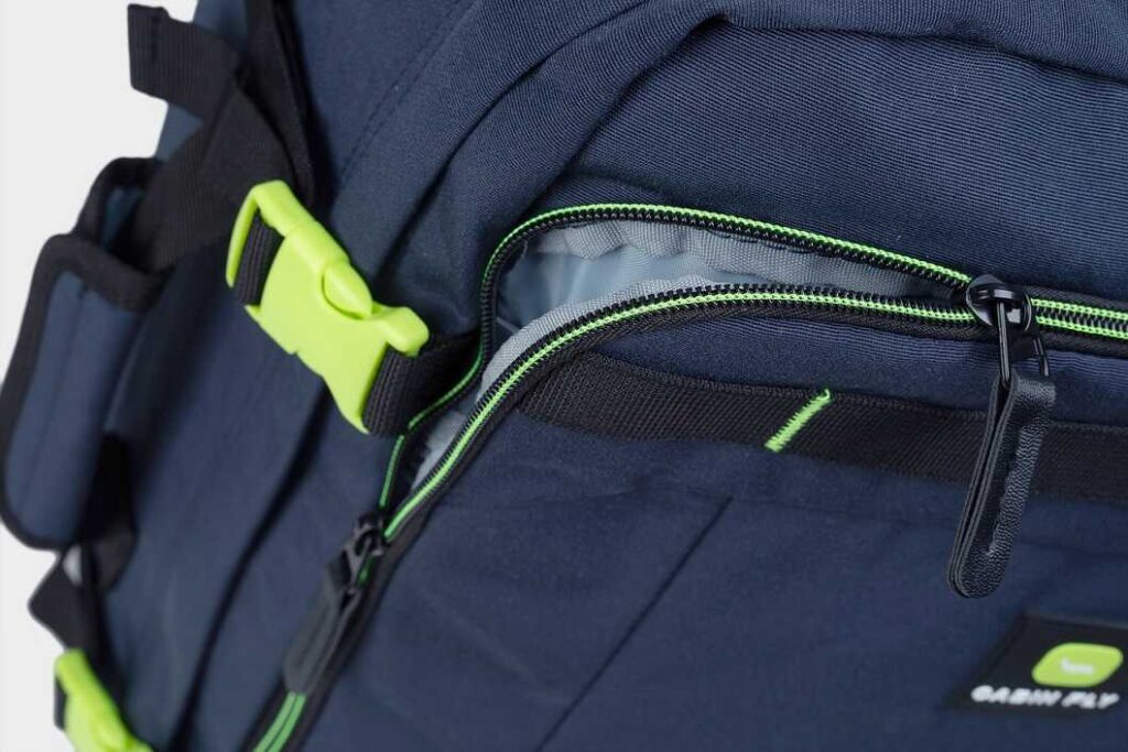 תיק נסיעות Cabin Fly M Navy 12